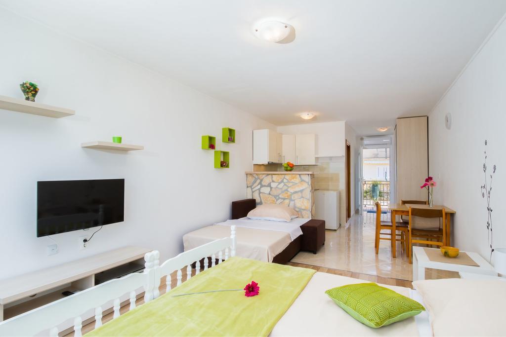 Apartmani Bregovec Maslenica Exterior photo