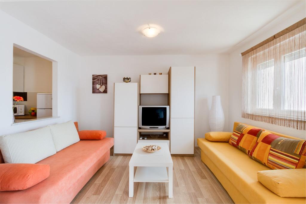 Apartmani Bregovec Maslenica Exterior photo