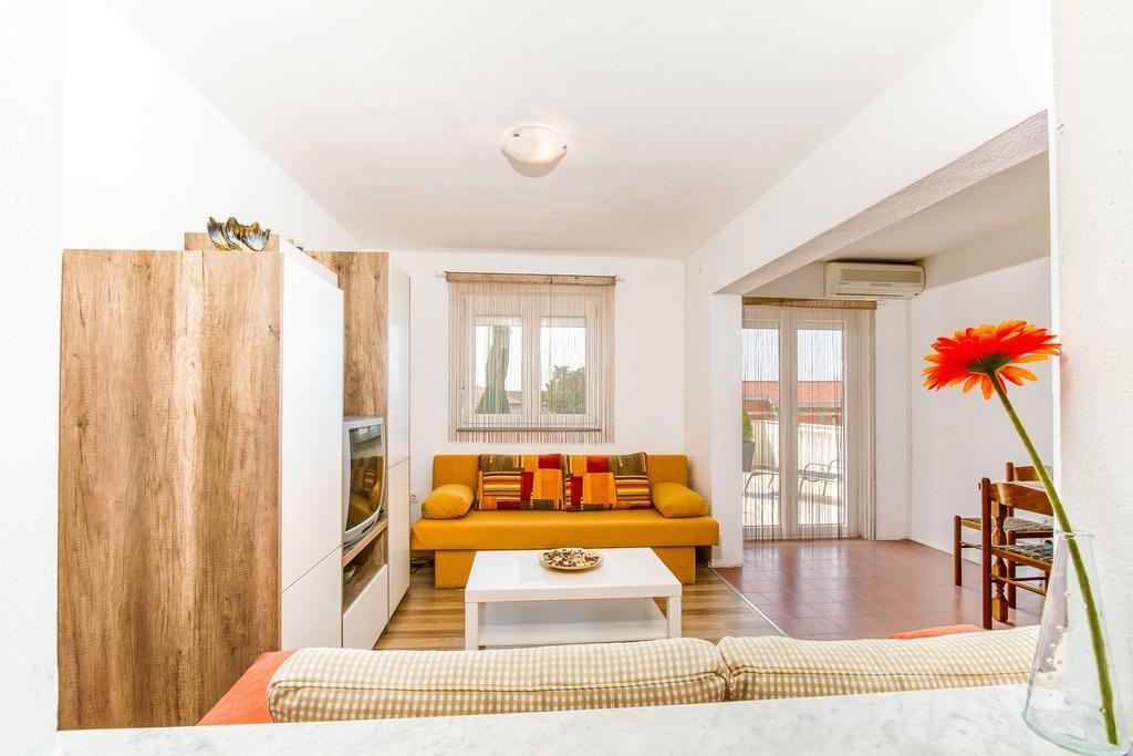 Apartmani Bregovec Maslenica Exterior photo
